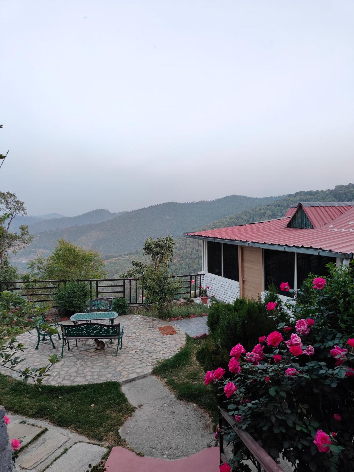 Woodpecker Nest By Lakes & Woods Mukteshwar Exterior photo